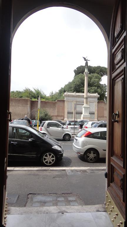 Oltre Le Mura Rome Luaran gambar