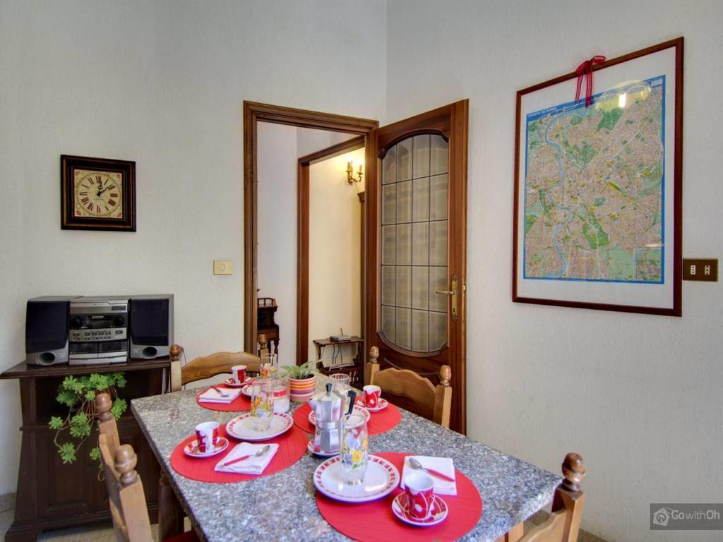 Oltre Le Mura Rome Luaran gambar